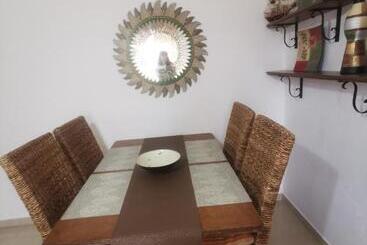 Апарт-отель Trilocale In Residence Confinante Con La Spiaggia