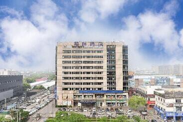 Starway Hotel Shanghai Hongqiao Hub Qibao