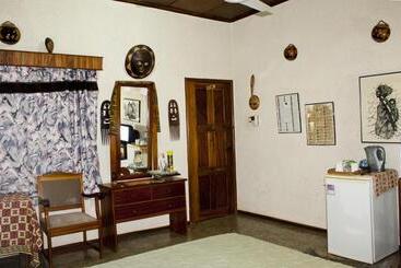 Hotell Four Villages Inn