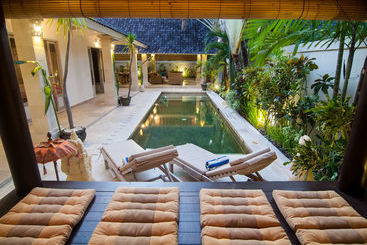 Citrus Tree Villas – La Playa