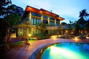 Hotel Blues River Resort