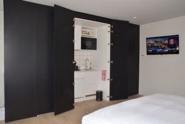 بنسيون The House Of Edward