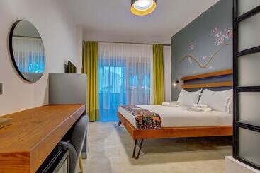 هتل Villa Kore Slow Adults Only