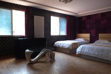 Hotel Beijing Yuanfen Xingkong