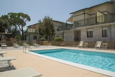 Family Apartments Le Villette Futura Cav