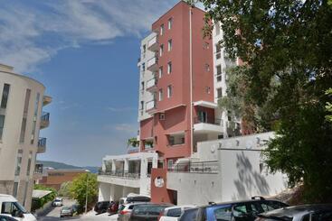 هتل Villa Katarina