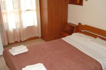 Pensionat Philoxenia Rooms
