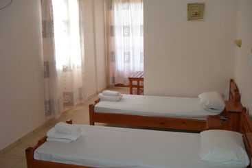 Пансион Philoxenia Rooms
