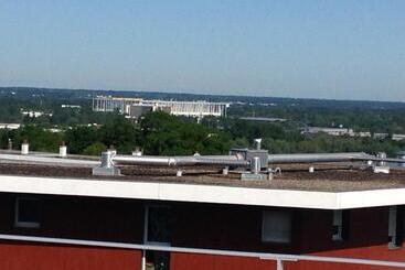 Апарт-отель Study Hôtel Bordeaux Lormont
