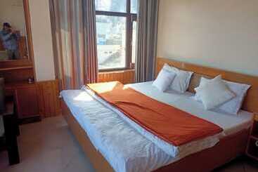 Отель Goroomgo Bala Paradise Munsyari