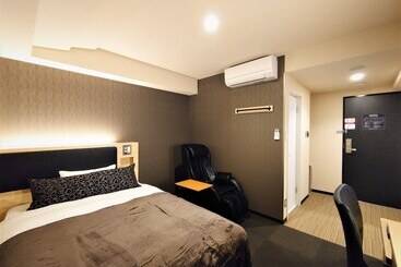 Green Rich Hotel Matsue Eki Across