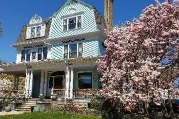 Christmas House Bed And Breakfast