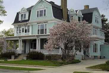 Christmas House Bed And Breakfast