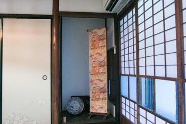 پانسیون Guesthouse Hana Nishijin