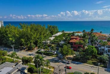 Turista apartmanok Delray South Shore Club By Capital Vacations