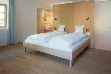 ホテル Gasthof Grüner Baum