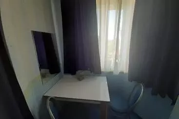 هتل Paralax