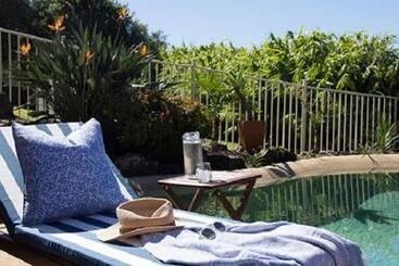 Mollymook Seascape Motel And Apartments