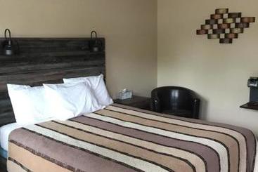 Мотель Kacee's Northern Suites