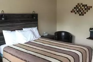 Motelli Kacee's Northern Suites