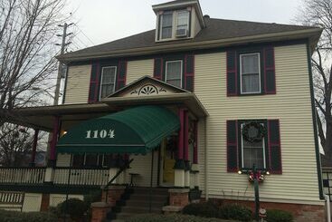 Ye Olde Walkerville Bed & Breakfast