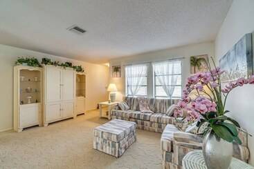 Dom wiejski Pet Friendly Port Charlotte Home W/ Pool & Lanai!