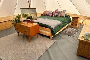 קוטג'' Walltree House Glamping Cozy Glamping Experience