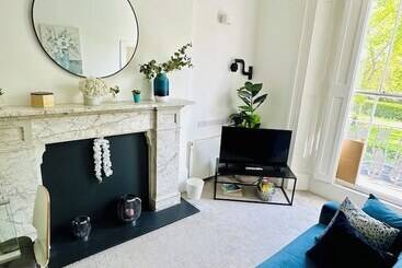 هتل Harrington Suites