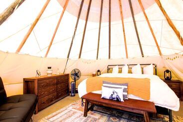 منتجع Yellowstone Tipis