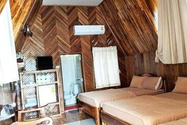 Resort Bansuanphuhong