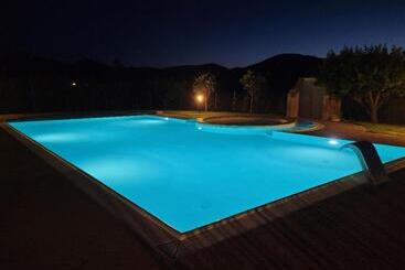 La Valle Delle Favole