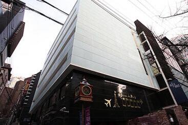 Motel Baron De Paris