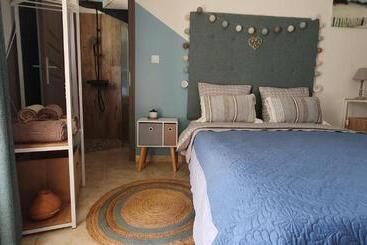 ベッドアンドブレックファースト Chambre D Hôtes La Petite Dormeuse