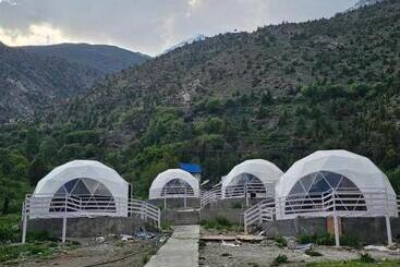 Szálloda The Alpinist Glamping Resort