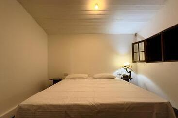 بنسيون House Of Merchants