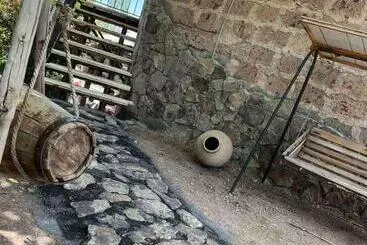 ペンション Madoyans Rest House