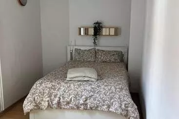 Albergue Habitacion Privada En Apartamento Compartido