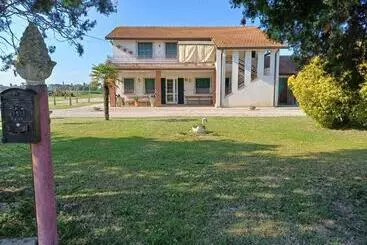 Aamiaismajoitus (B&B) Ca  Moschini