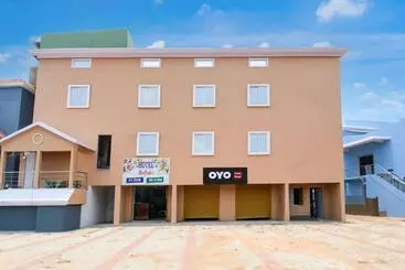 Hotel O Royal