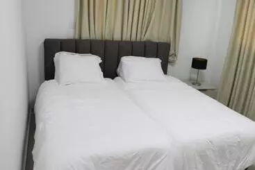 Apartahotel Private Heated Pool Presidential Beach Front Penthouse בריכה פרטית מחוממת בפנטהאוז נשיאותי על הים