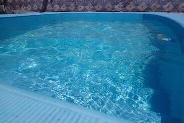 تختخواب و صبحانه Susan S Guest House