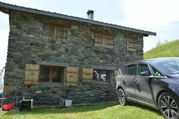 Chalet D Alpage Du Folliex Attention Validez Votre Réservation Par Téléphone