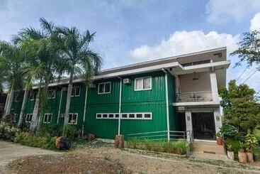 Szálloda Oyo 1089 Casa Germana