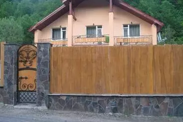 Majatalo Guest House Pan Hohol