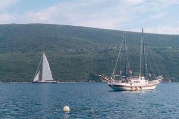 پانسیون Vila đuričić 300m Od Mora