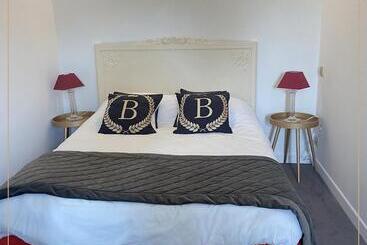 Отель Hôtel La Batisse