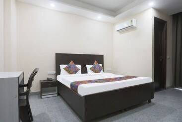 Fabhotel Bliss Premium