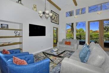 Adobe Hacienda Bed & Breakfast