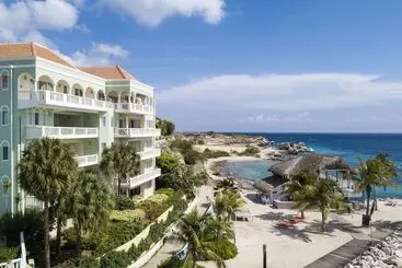 هتل Blue Bay Beach Apartments