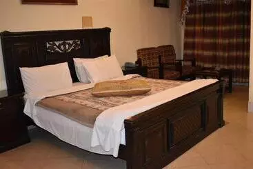 Majatalo The Sun Guest House